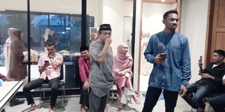 Silaturahmi Ramadhan, Wakil Ketua DPRD Sultra La Ode Febri Rifai Buka Puasa Bersama Kader PDI Perjuangan