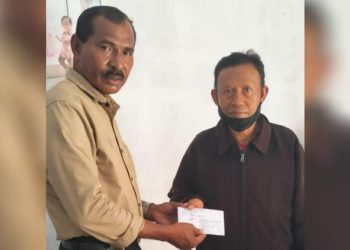 La Ode Lawama Daftarkan Asuransi untuk Ribuan Konstituennya