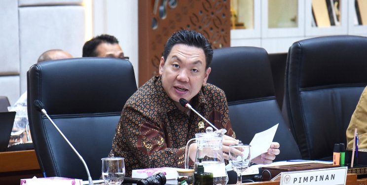 PDI Perjuangan Soroti Pengadaan Puluhan Ribu Motor Listrik BGN, Agendakan Pemanggilan Dadan Hindayana