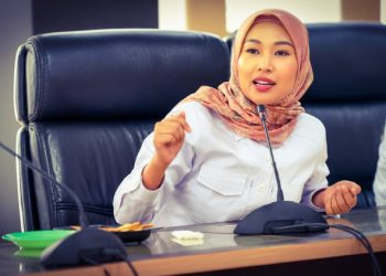 DPRD Kota Kendari Ingatkan Sekolah Dalam SPMB 2026