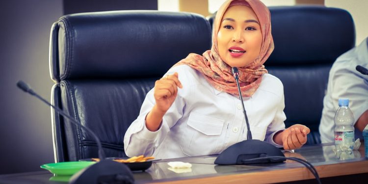 DPRD Kota Kendari Ingatkan Sekolah Dalam SPMB 2026