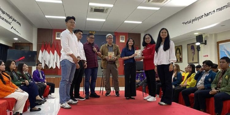 PDI Perjuangan Luncurkan Public Pulse 28, Ruang Gagasan Politik Generasi Muda