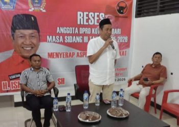 Ishak Ismali Serap Aspirasi Warga Kelurahan Kemaraya Saat Reses