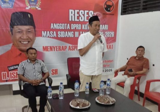 Ishak Ismali Serap Aspirasi Warga Kelurahan Kemaraya Saat Reses