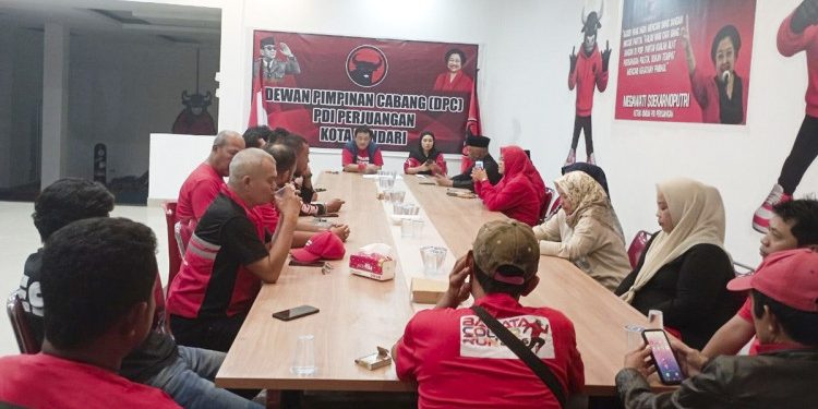 DPC PDI Perjuangan Kendari Konsolidasikan PAC, Apriliani: Kekuatan Partai Dimulai dari Akar Rumput