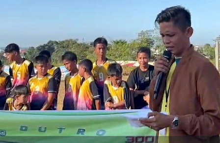 Ketua BBHAR PDI Perjuangan Kota Kendari Pimpin Lomba 17-an di Kelurahan Lepo-Lepo